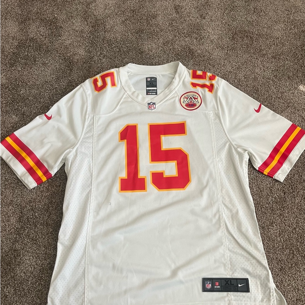 Nike White and Red Men's Jersey